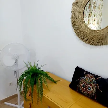 Greenhouse Апартаменти Sardina